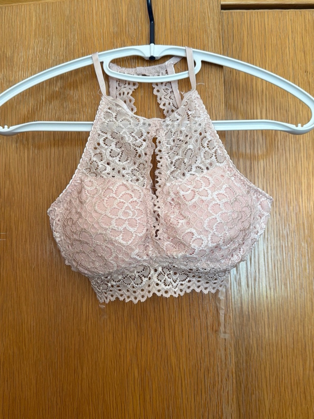 Charlotte Russe Lace High-Neck Bralette — Light Pink